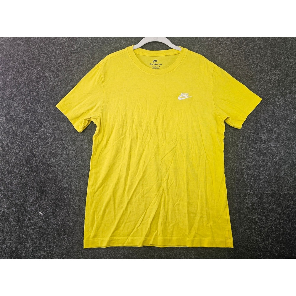 Nike T-Shirt Mens Medium Yellow Short Sleeve Futura Logo Athletic Tee